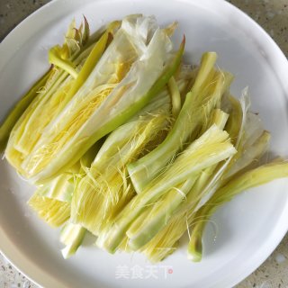 霸王花瘦肉汤的做法步骤：2