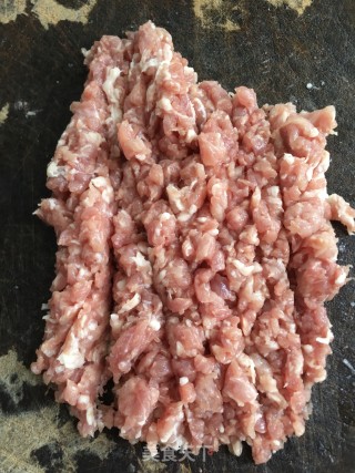 葱香猪肉饼的做法步骤：1