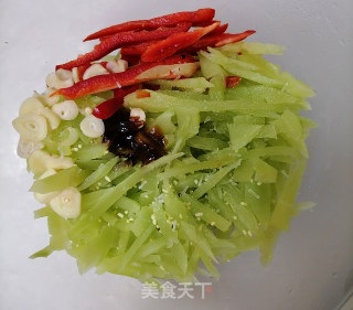 夏天快手菜 凉拌莴苣 凉拌莴笋的做法步骤：4