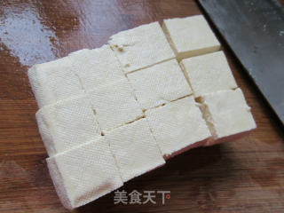 鲜虾老豆腐鸡爪煲的做法步骤：2