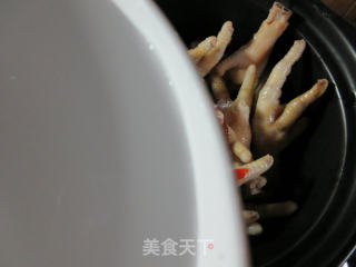 鲜虾老豆腐鸡爪煲的做法步骤：11