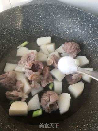 腱子肉山药汤的做法步骤：14