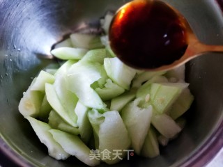 凉拌菜瓜的做法步骤：8