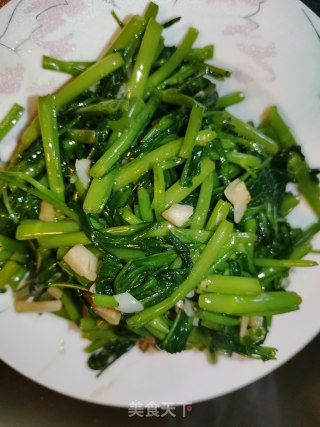 炝炒空心菜的做法步骤：6