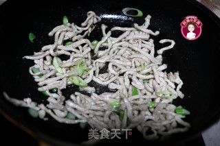 鱼香肉丝的做法步骤：6