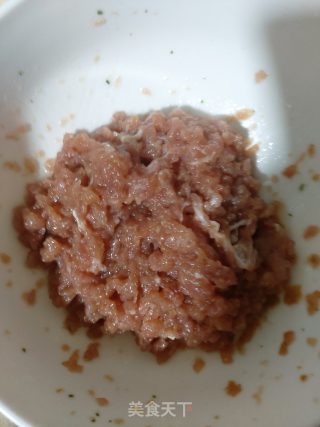 酿苦瓜的做法步骤：1