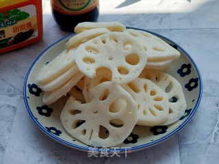 酱香烤藕的做法步骤：1