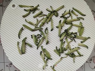 凉拌萝卜干的做法步骤：3
