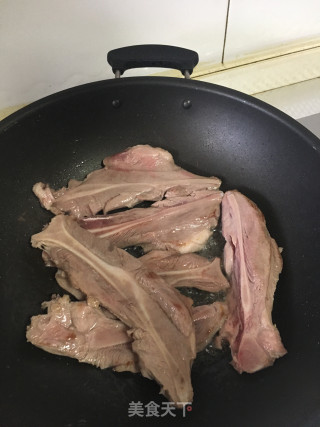 菠萝啤烧扇子骨的做法步骤：5