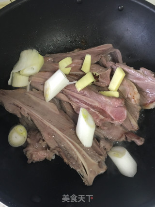 菠萝啤烧扇子骨的做法步骤：6