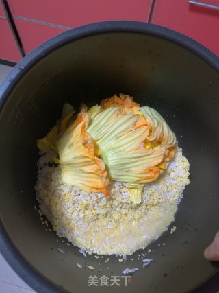 鲜花二米粥的做法步骤：3