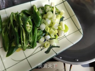 尖椒干豆腐的做法步骤：5