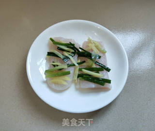 清蒸龙利鱼的做法步骤：3