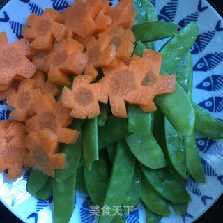荷兰豆拌腐竹的做法步骤：3