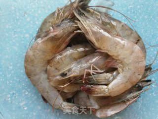 韭菜炒虾仁的做法步骤：1