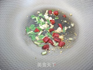 夏瓜炒鲜蘑的做法步骤：5