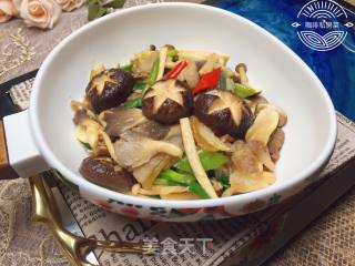 五花肉炒杂菇的做法步骤：17