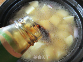 肉骨土豆龙虾尾煲的做法步骤：11