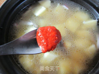 肉骨土豆龙虾尾煲的做法步骤：12