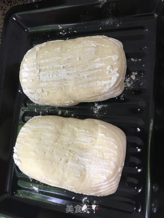 玉米软欧包的做法步骤：9