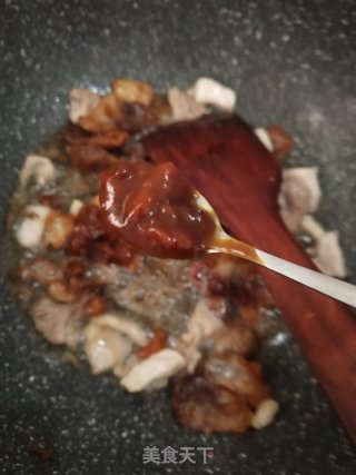 黄瓜炒肉的做法步骤：3