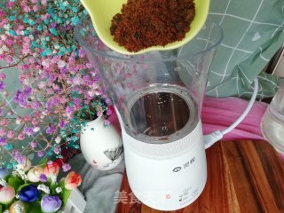 黑糖玫瑰花奶茶的做法步骤：4