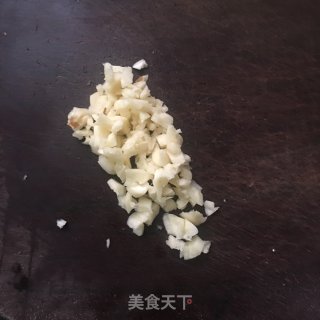 麻酱拌面的做法步骤：1