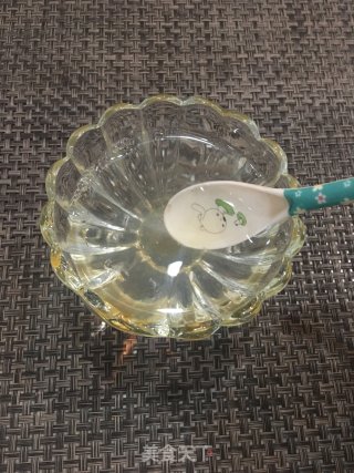 冰镇柠檬蜂蜜水的做法步骤：4