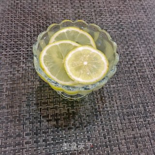 冰镇柠檬蜂蜜水的做法步骤：7