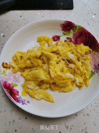 茴香炒鸡蛋的做法步骤：6