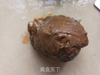洋葱炒酱羊肉的做法步骤：1