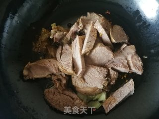洋葱炒酱羊肉的做法步骤：7