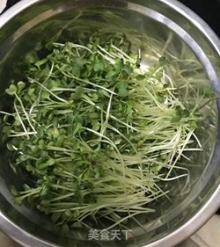 凉拌萝卜菜的做法步骤：1