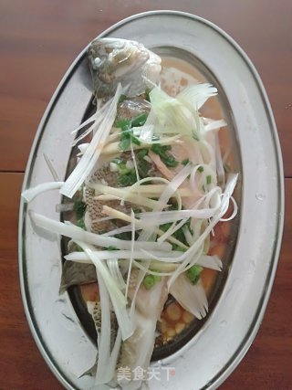 清蒸鲈鱼的做法步骤：3