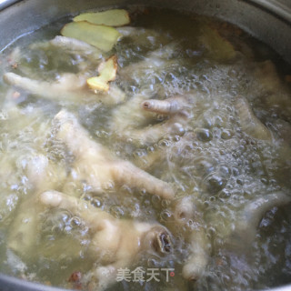 酸辣青柠鸡爪的做法步骤：4