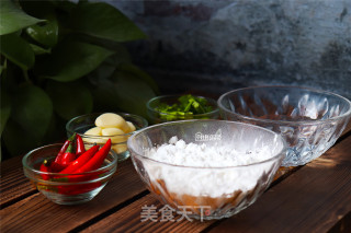 伤心凉粉的做法步骤：1