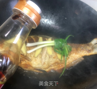 红烧鳊鱼的做法步骤：3