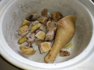 节瓜鸡汤的做法步骤：4