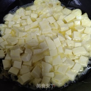杭椒鸡蛋烧嫩豆腐的做法步骤：5