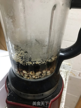 花生芝麻糊的做法步骤：6