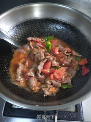 番茄炒牛肉的做法步骤：8