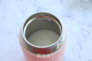 榴莲奶昔的做法步骤：2