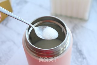 榴莲奶昔的做法步骤：3