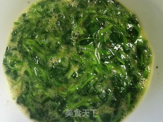 蛋煎苜蓿菜的做法步骤：3