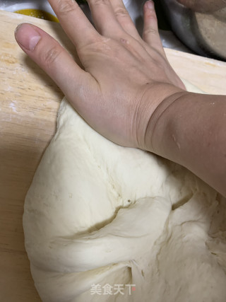 肉包子（香菇洋葱萝卜肉馅）的做法步骤：15