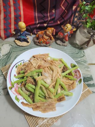 豆角炒腐竹的做法步骤：9