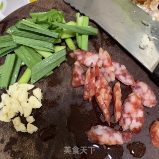 百合炒荷兰豆的做法步骤：4