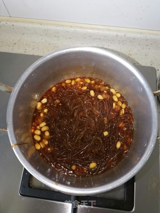 香辣黄豆猪蹄的做法步骤：7
