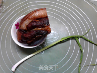 一片片撕着吃：手撕腊肉面包的做法步骤：6