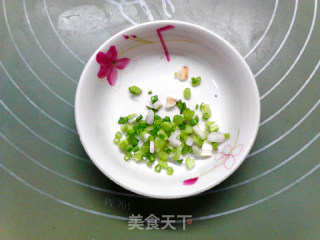一片片撕着吃：手撕腊肉面包的做法步骤：7